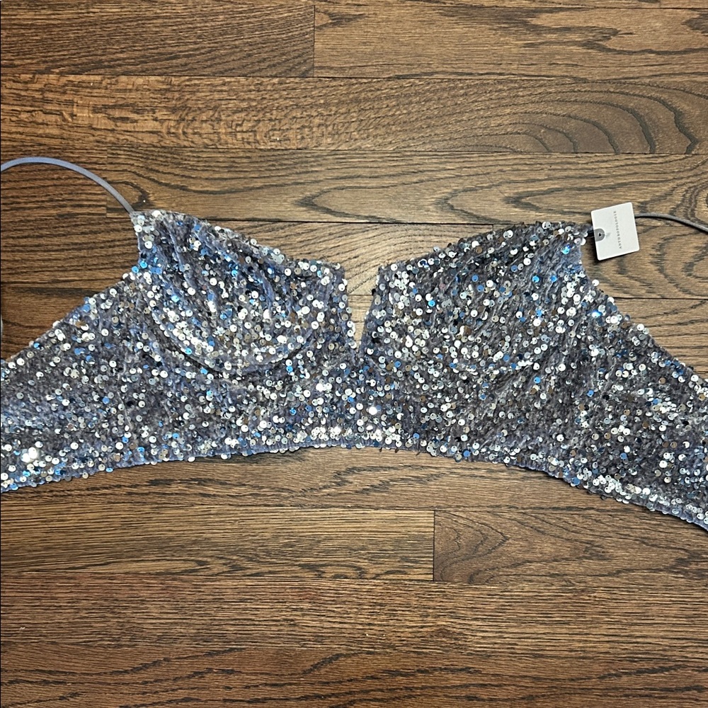 Anthropologie Sparkling Silver Sequin Crop Top - Picture 4 of 5